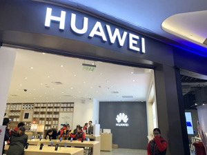 驻英大使力挺华为：英国擅长独立思考，能够也应该与华为合作建设5G网络