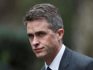 因“泄密华为事件”，英国首相特雷莎·梅炒了国防大臣