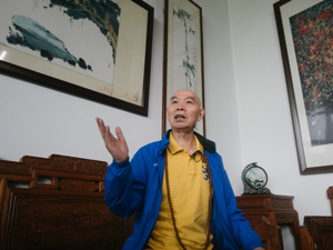 “悄悄咪咪”练了二十年 李伯清书画流入市场 背后是艺术品交易“零元起拍”新模式