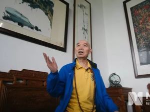 人见人爱的李伯伯，他的画网上拍卖遭哄抢，现在免费送你一幅
