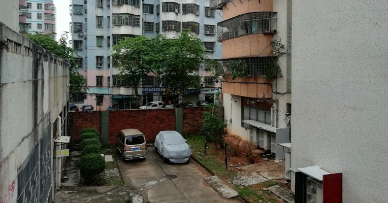 视频 | 实探*ST海马卖房所在地  房屋陈旧，多数住户还未搬迁