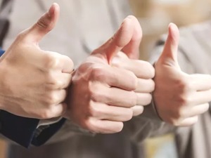 山东首富张士平离世，一生不碰地产，靠两个夕阳行业做到650亿身家