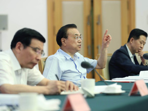 李克强半月内两次召开减税降费座谈会 透露积极信号