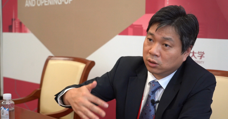 视频丨朱海斌：怎么样解决小微企业金融难的问题