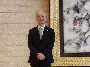 日本驻重庆新任总领事渡边信之：中日关系有更多机遇，将推动旅游合作、青少年交流