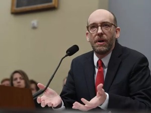 美白宫官员请求延期禁华为