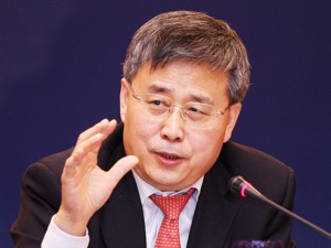 银保监会主席郭树清：一些房地产企业融资过度挤占了信贷资源，降低资金使用效率