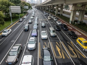 全国机动车保有量达3.4亿辆 新能源汽车同比增超七成
