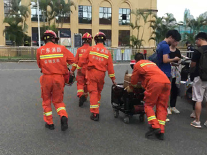 视频丨深圳体育馆突发坍塌！一人死亡 被困人员已被救出