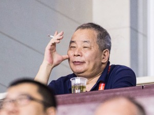 绿城，“教父”离场
