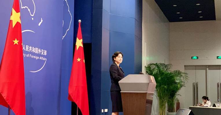 外交部回应中国情报威胁论：中国一不偷二不抢三不撒谎