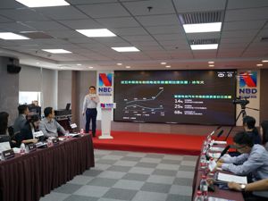 “零补贴”前夜：车企竞合博弈 氢燃料风口渐起