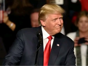 特朗普下令，美国向WTO提出荒诞要求！人民日报发声：故技重演 不得人心