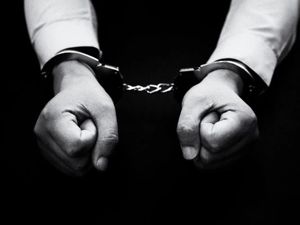 A股“监狱风云”还在继续！今年10位老板被抓，他（她）们的杀伤力排名来了