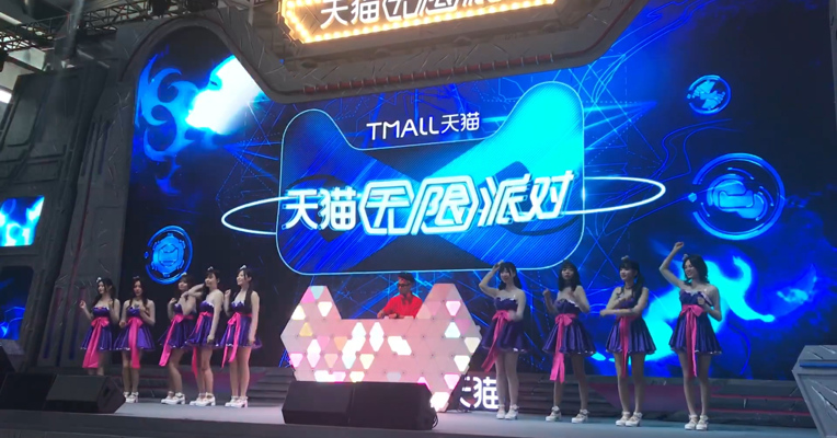 视频｜预计40万人参观2019ChinaJoy 现场showgirl最吸睛