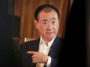 富力接手万达酒店：王健林愤怒"当口压价，出我的丑"