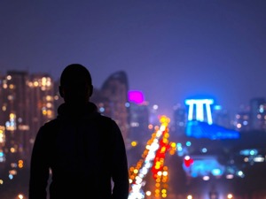 单身已经够难了，还要被收割