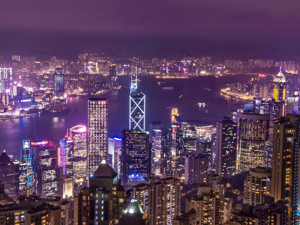 “香港，不是你们为所欲为的地方！” 那些年，我们追过的“阿sir”