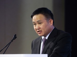 深化金融改革扩大金融开放 坚定不移地走中国特色的发展之路