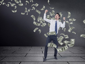 球员转会净赚1.2亿，股价秒涨停！这家公司旗下俱乐部赚钱能力秒杀上千家A股公司