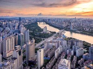 西部大开发20年，谁站上开放潮头？│ 数读