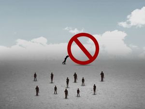 外交部：七国集团成员不要再居心叵测、多管闲事