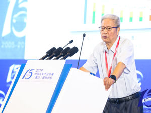 中国工程院院士衣宝廉：发动机成本和售价是阻碍燃料电池车发展的“拦路虎”