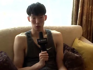 男篮加时惜败 朋友圈都在“姚头叹琦” 周琦却“已不再那么脆弱”