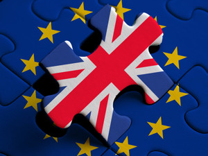 英国“脱欧”久拖不决 民众厌倦：受够了 一团糟