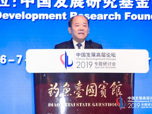 宁吉喆谈下阶段政策导向：及时运用普遍降准定向降准工具，抓紧制定配套法规确保外商投资法有效施行