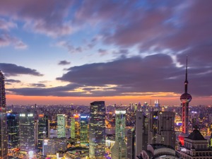 “中国成功发展是世界之福”——国际人士积极评价新中国成立70年成就