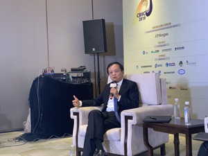港交所行政总裁李小加：明年将改革新股定价机制，收购伦交所被拒“非常正常”