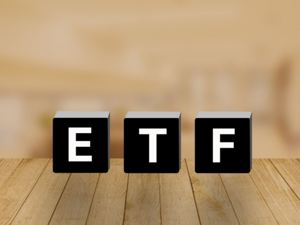 爆款基金再现？四只ETF共募资406亿元