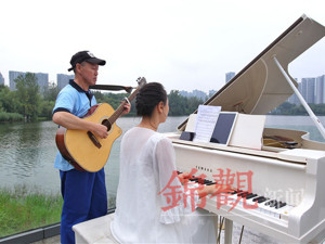 我给祖国比心！今日成都带来一曲深情告白