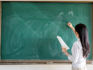 发改委：抓紧编报2020年教育现代化推进工程中央预算内投资计划建议方案