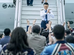 请登机！和“中国机长”一起见证中国主旋律商业大片崛起