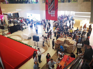 4天放量8万瓶茅台、千人排队如期售罄 物美炼就“中国商超版Costco”？