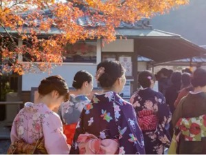 优衣库、迪士尼涨价，吃饭坐车要多花钱，假期去日本的游客当心这项新规