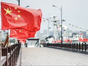 国务院港澳办：支持香港特别行政区政府制订《禁止蒙面规例》