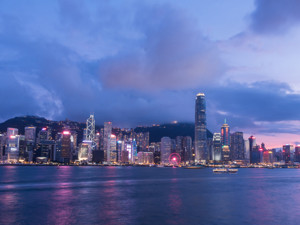 香港特区政府严厉谴责蒙面暴徒暴力行为
