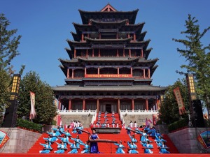 国庆7.8亿人次“出门浪”，狂花6497亿；“家里蹲”的人提升颜值让医美近2倍增长