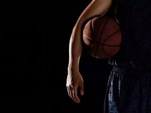 用30年打开中国大门，关上却只用了3天！央视、腾讯暂停NBA季前赛转播，价值5亿美元的生意要黄了？