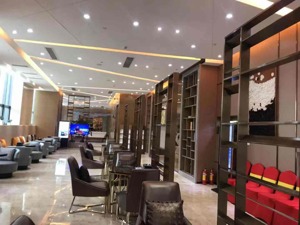 “黄金周”走楼市| 深圳国庆楼市  热销下的众生相