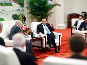李克强会见美中贸易全国委员会访华代表团