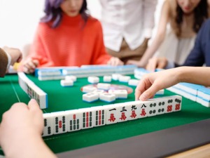 这个县发布“麻将馆禁令”，网友吵翻！当地公安火速回应“一刀切”质疑