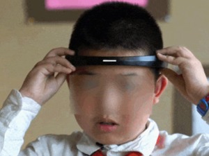 为监测注意力，小学生被戴上“紧箍”？学校称家长和学生都不反对，产品公司回应