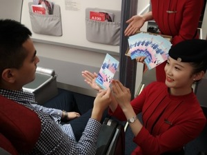 一张明信片的全球之旅：从成都出发 通往世界