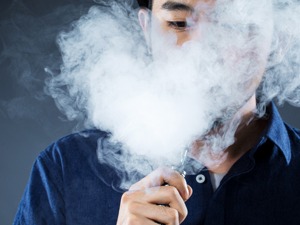 网购电子烟凉了！相关概念股今日低开高走，100只重仓基金躺枪？