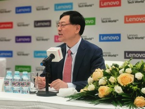 杨元庆谈联想手机业务：第一要务是盈利，下一步重点开拓欧洲市场