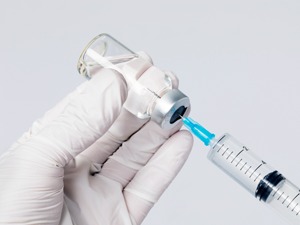 最高法：强迫、引诱未成年人使用兴奋剂属虐待